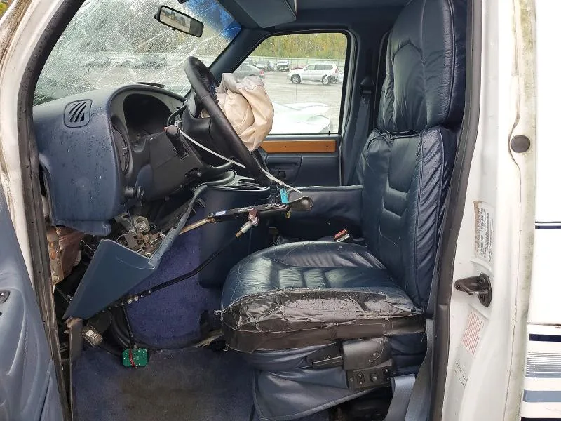1FDEE1468VHC09342 — 1997 FORD ECONOLINE photo 7