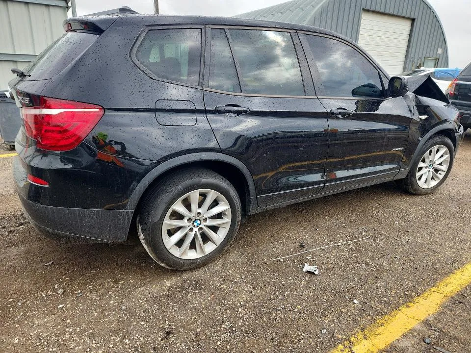 5UXWX9C53E0D29138 — 2014 BMW X3 photo 3