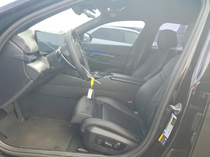 WBY33FK01RCR36255 — 2024 BMW I5 photo 7
