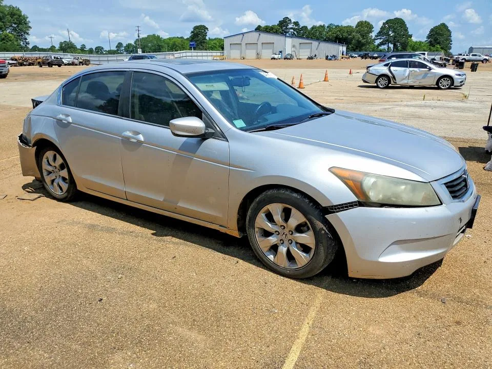 1HGCP26829A110400 — 2009 HONDA ACCORD photo 4