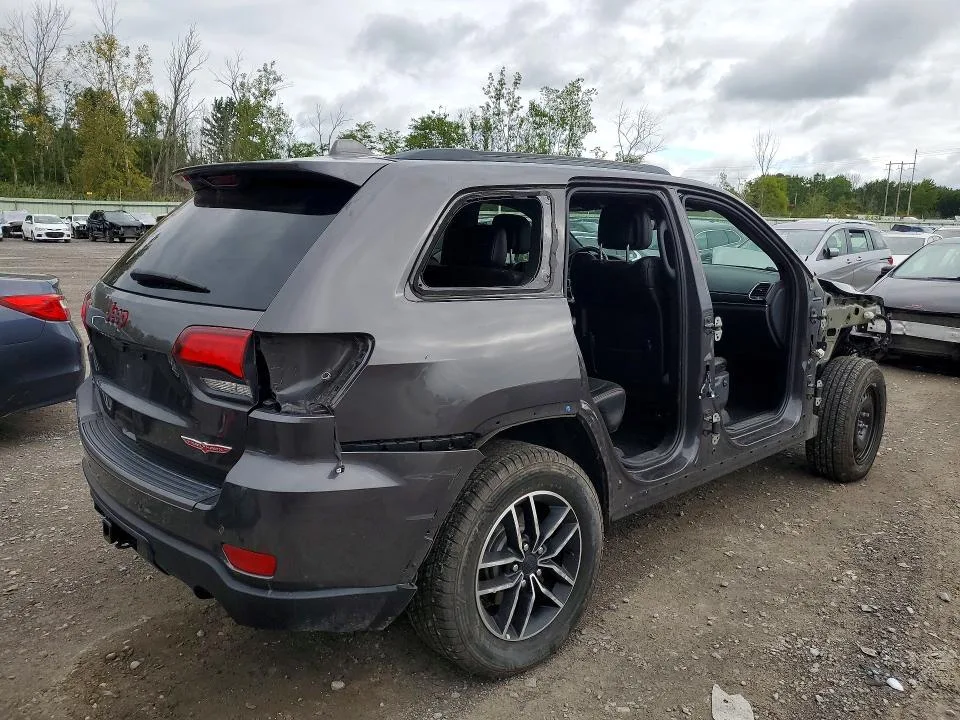 1C4RJFLG3LC347258 — 2020 JEEP GRAND CHEROKEE photo 3