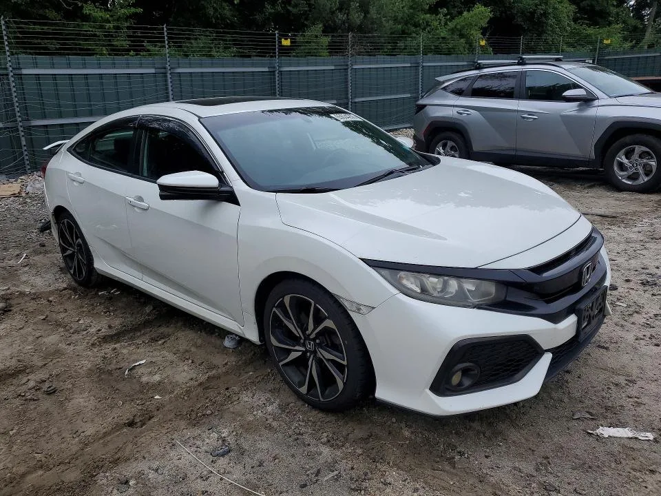 2HGFC1E57HH700943 — 2017 HONDA CIVIC photo 4