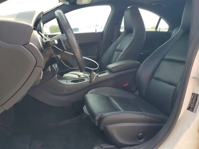 WDDSJ4EBXJN506940 — 2018 MERCEDES-BENZ CLA photo 7