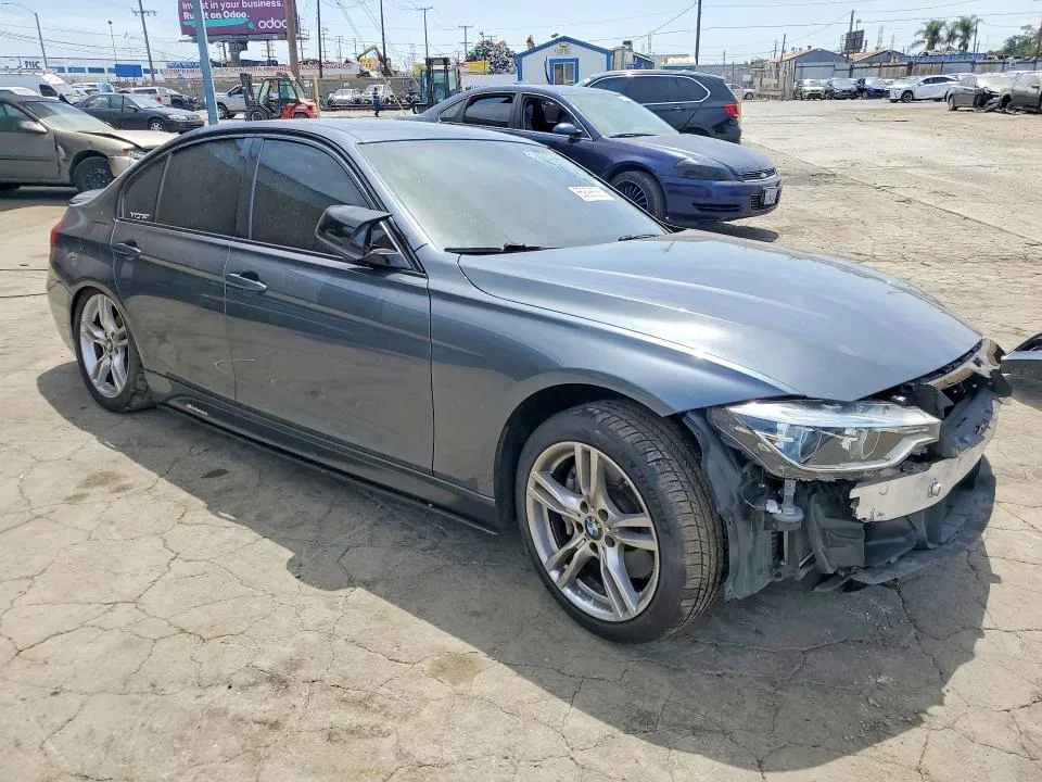 WBA8B3C5XGK383527 — 2016 BMW 340 photo 4