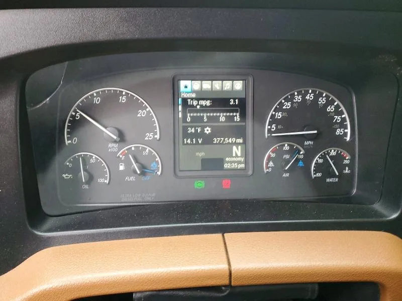 3AKJHHDR6KSKF5928 — 2019 FREIGLINER CASCADIA 126 photo 8