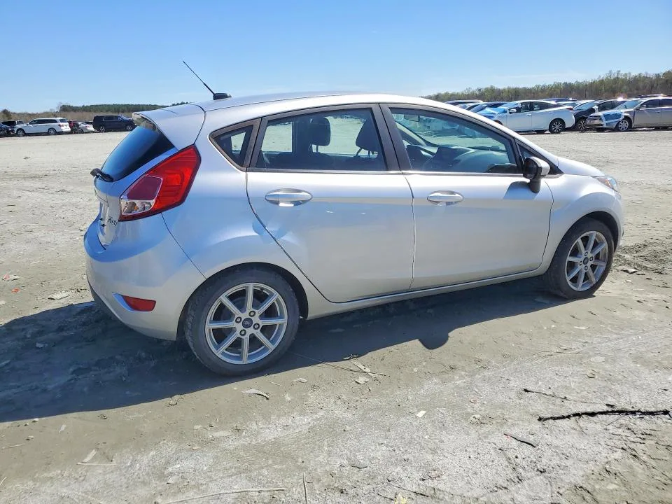 3FADP4EJ1KM105609 — 2019 FORD FIESTA photo 3