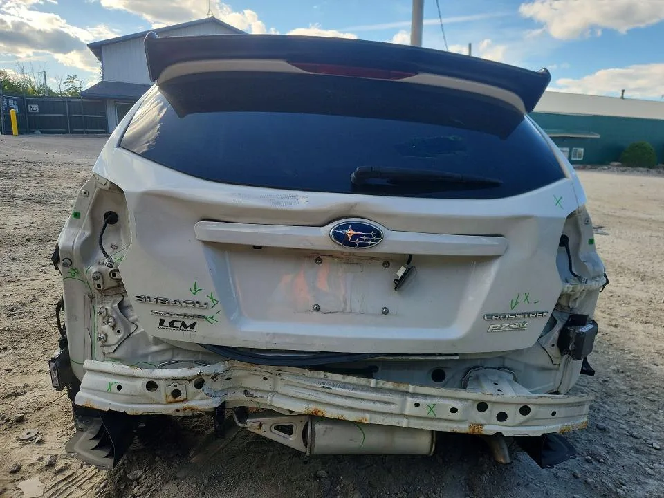 JF2GPANCXH8222370 — 2017 SUBARU CROSSTREK photo 6