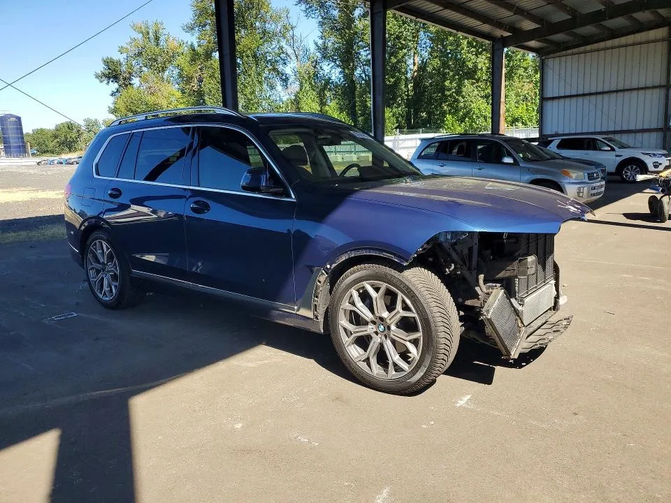 5UXCW2C0XL9B11482 — 2020 BMW X7 photo 4
