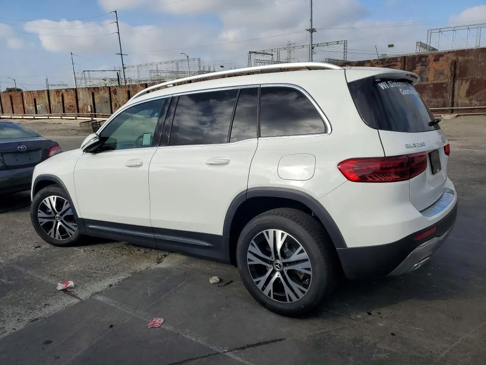 W1N4M4GB1TW479110 — 2026 MERCEDES-BENZ GLB photo 2