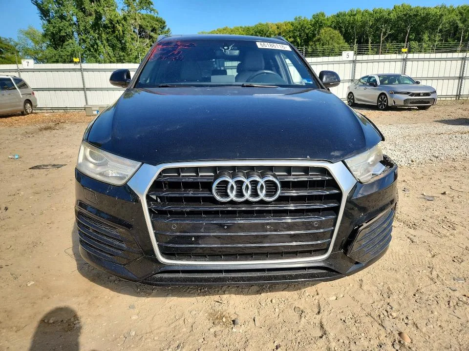 WA1BCCFS2JR001068 — 2018 AUDI Q3 photo 5