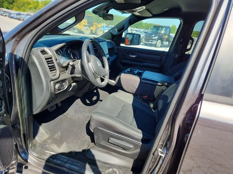 1C6SRFGP7TN217273 — 2026 RAM 1500 photo 7