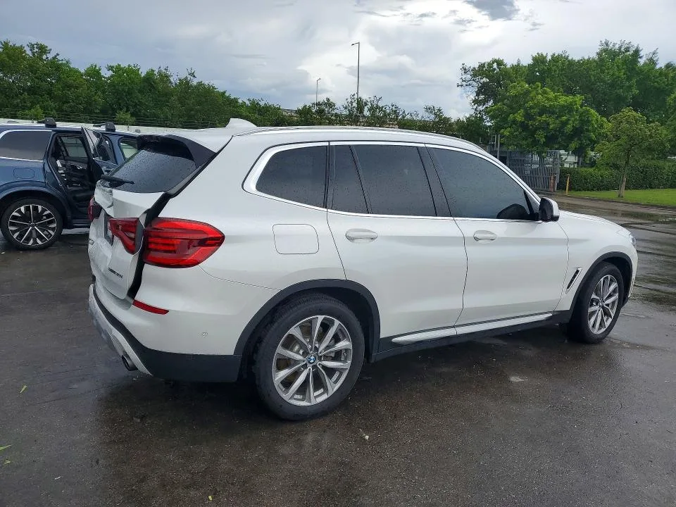5UXTR7C55KLE94443 — 2019 BMW X3 photo 3