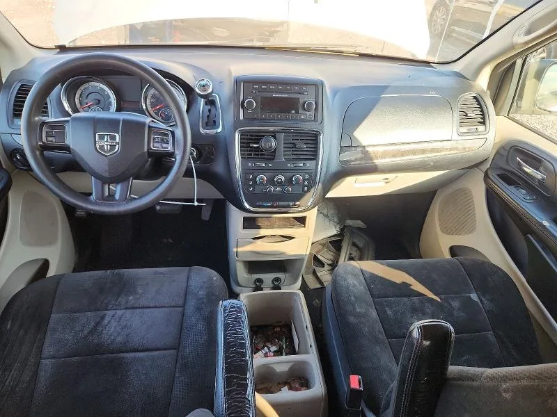 2C4RDGBG9CR333788 — 2012 DODGE GRAND CARAVAN photo 8