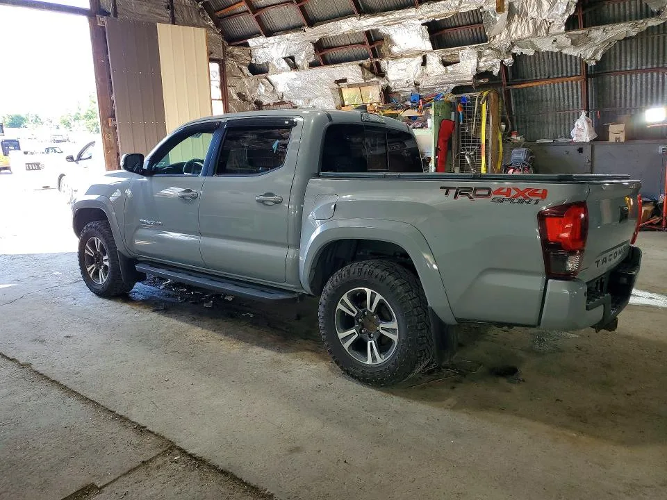 3TMCZ5AN6JM187625 — 2018 TOYOTA TACOMA photo 2