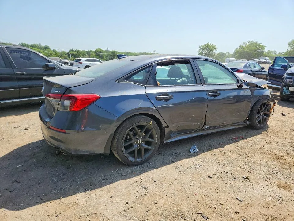 2HGFE2F59NH565698 — 2022 HONDA CIVIC photo 3