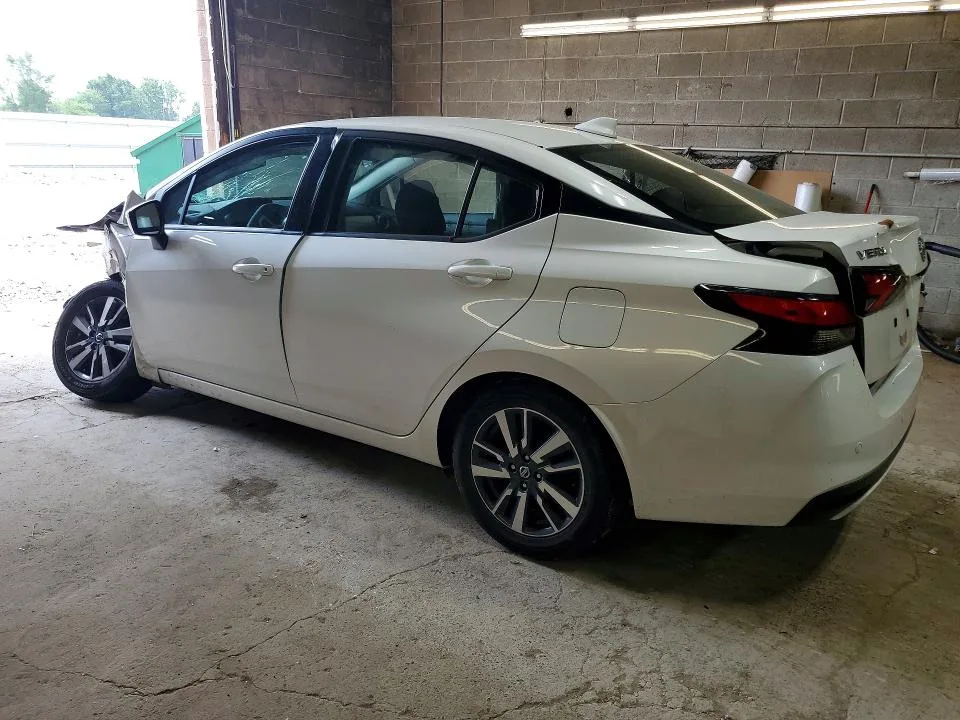 3N1CN8EV9ML896019 — 2021 NISSAN VERSA photo 2