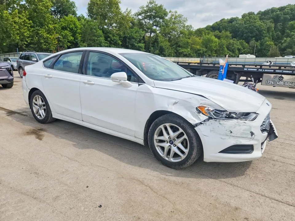 1FA6P0H7XE5392802 — 2014 FORD FUSION photo 4