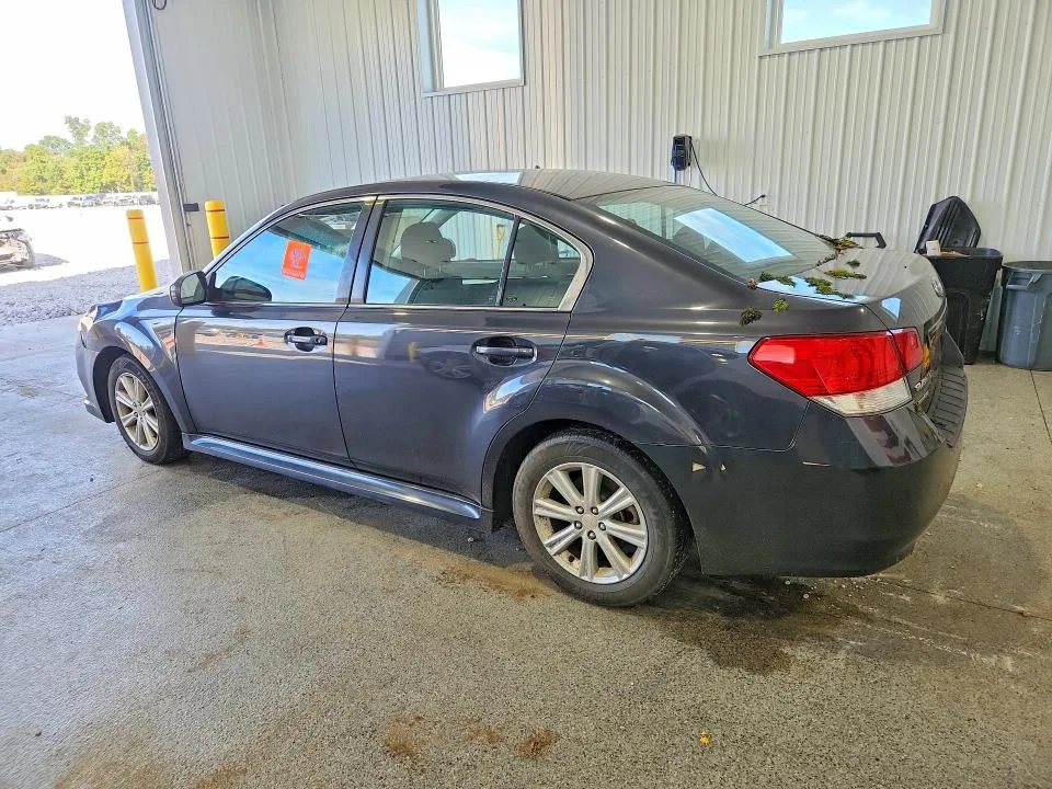 4S3BMBA67C3037240 — 2012 SUBARU LEGACY photo 2