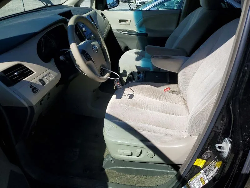 5TDJK3DC9DS050919 — 2013 TOYOTA SIENNA photo 7