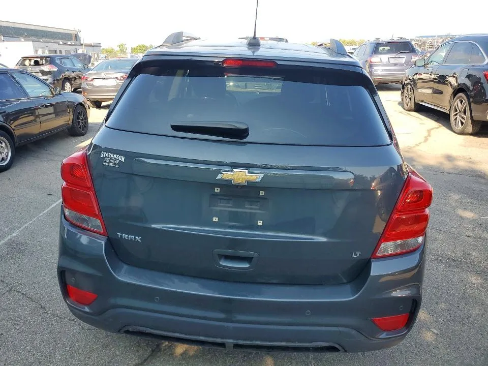 3GNCJLSB8HL284218 — 2017 CHEVROLET TRAX photo 6
