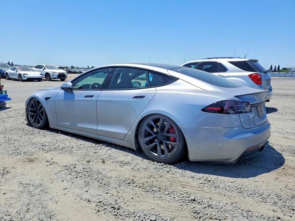 5YJSA1E66SF547948 — 2025 TESLA MODEL S photo 2