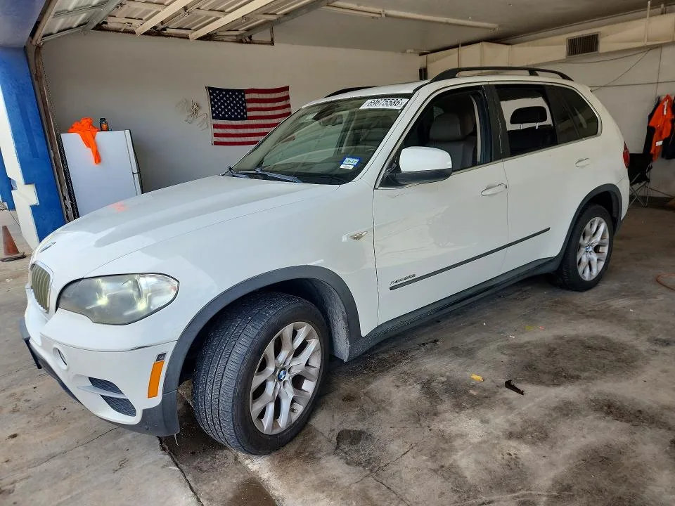 5UXZV4C59D0B06705 — 2013 BMW X5