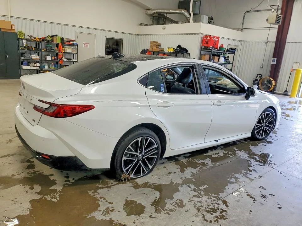 4T1DAACKXSU618757 — 2025 TOYOTA CAMRY photo 3