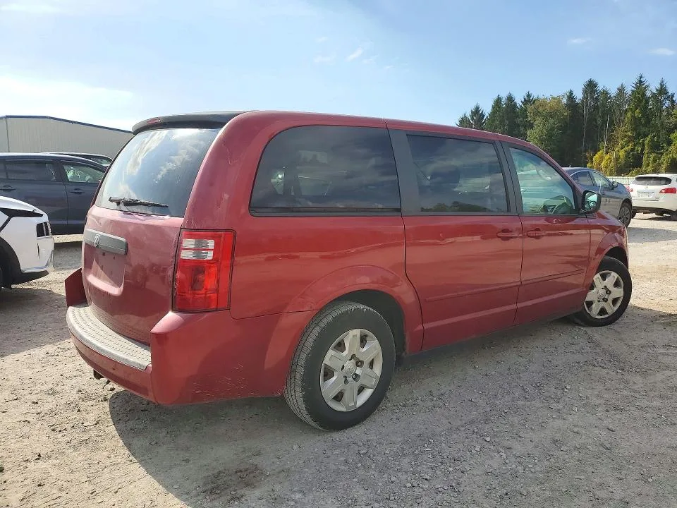 2D4RN4DE0AR145118 — 2010 DODGE GRAND CARAVAN photo 3