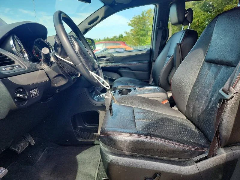 2C4RDGEG2KR659698 — 2019 DODGE GRAND CARAVAN photo 7