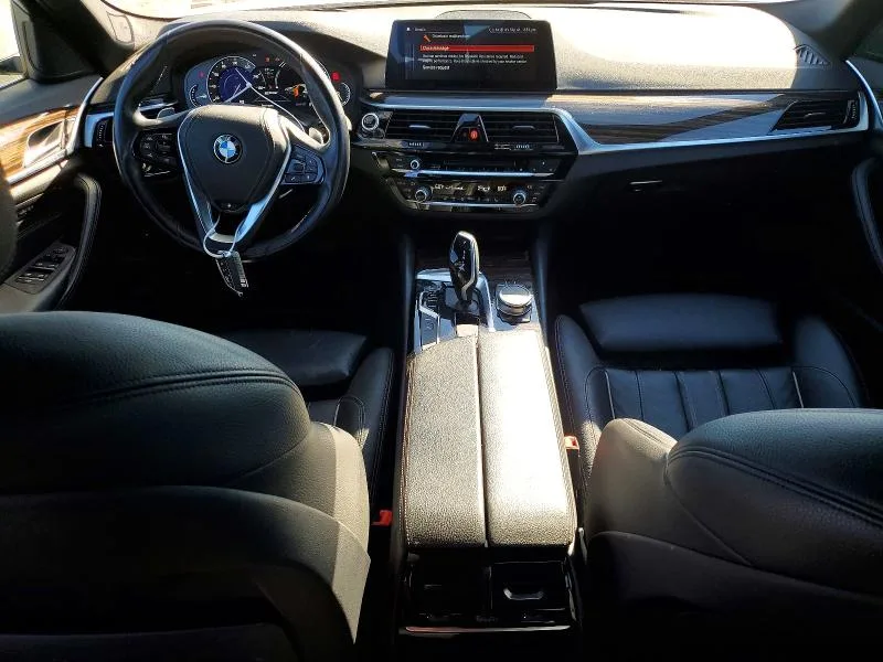 WBAJB1C50KB377055 — 2019 BMW 530XE photo 8
