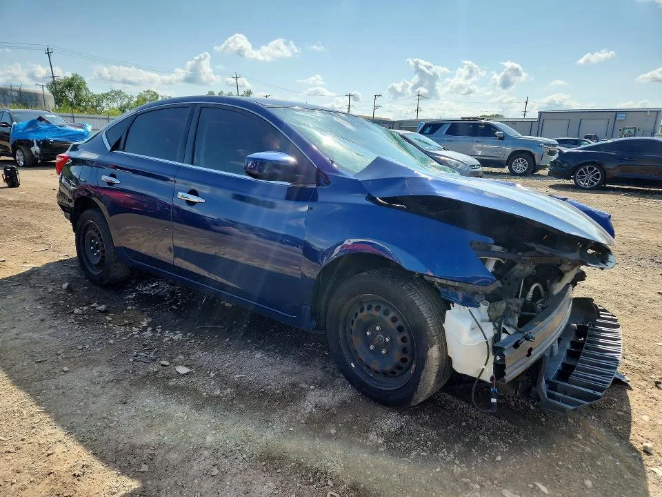 3N1AB7AP1HY230301 — 2017 NISSAN SENTRA photo 4