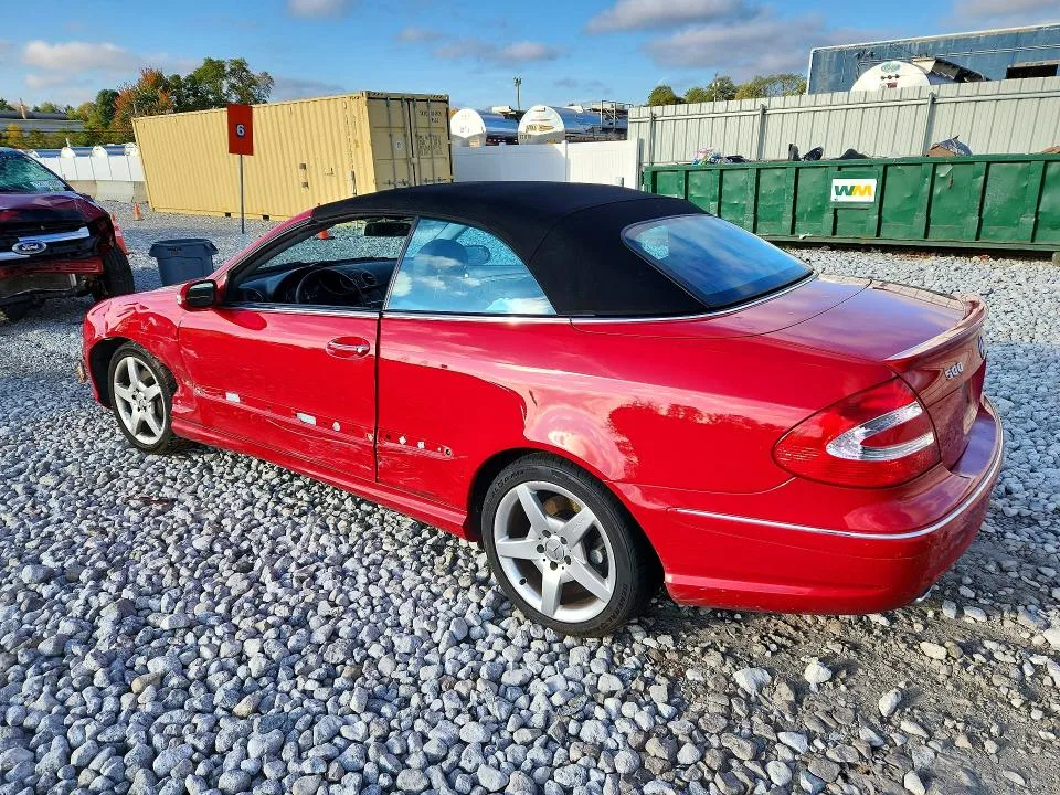 WDBTK75G05T053386 — 2005 MERCEDES-BENZ CLK photo 2