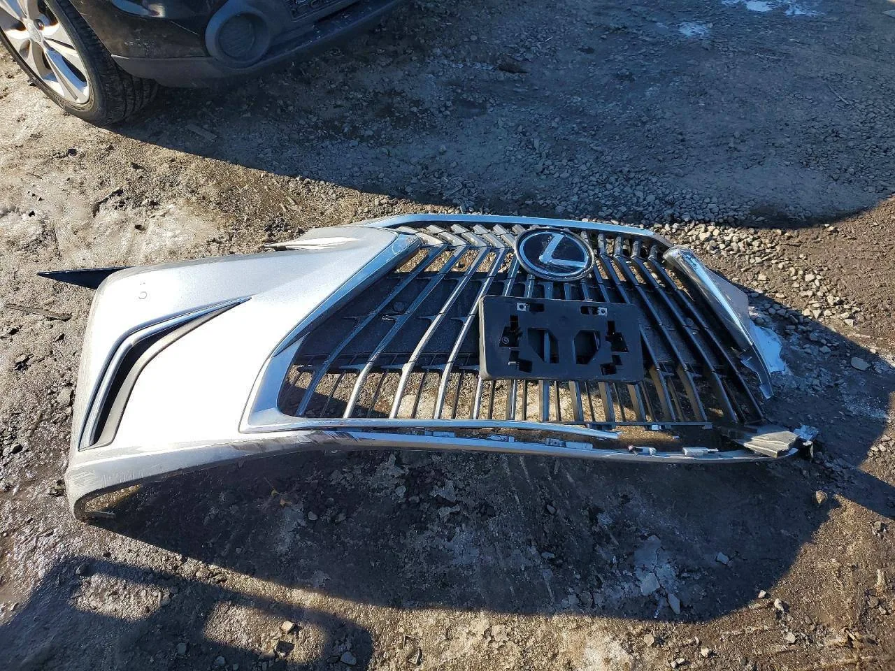 58AD11D1XPU010548 — 2023 LEXUS ES 250 photo 3