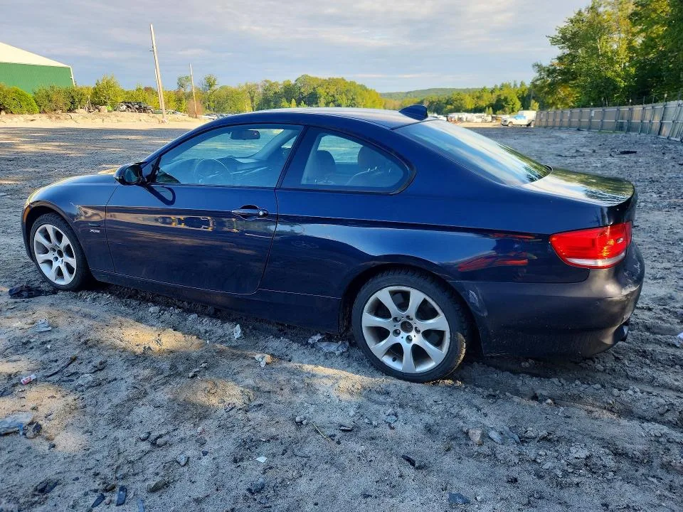 WBAWC73559E067692 — 2009 BMW 335 photo 2