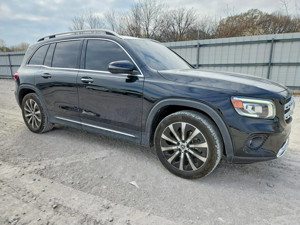 W1N4M4HBXMW120838 — 2021 MERCEDES-BENZ GLB photo 4