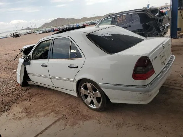 WDBHA24G7YA847217 — 2000 MERCEDES-BENZ C photo 2
