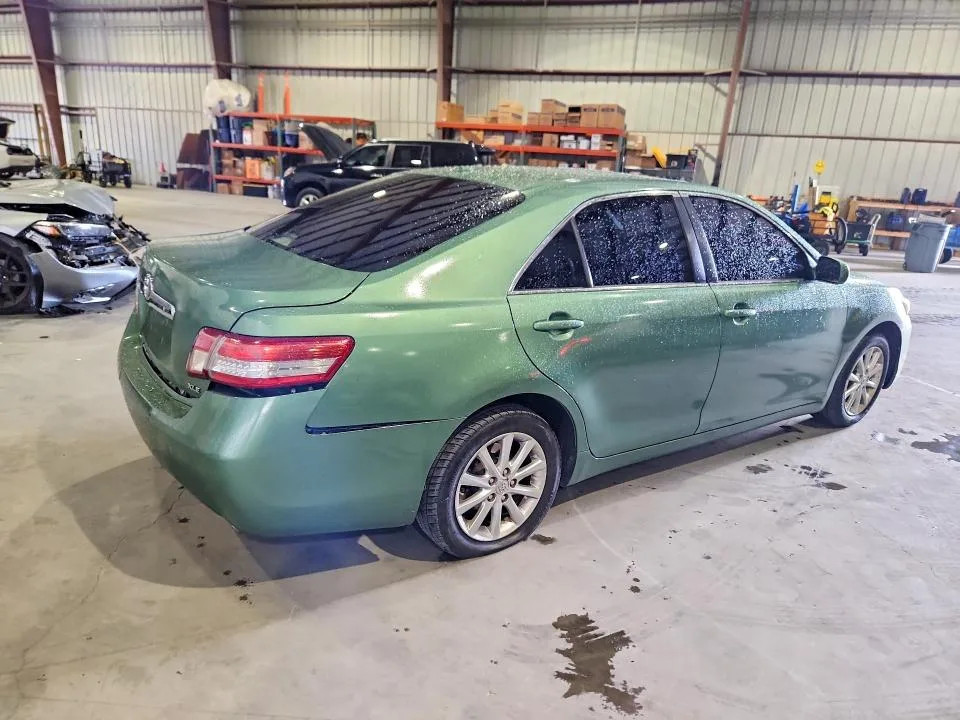 4T1BK3EK7AU608666 — 2010 TOYOTA CAMRY photo 3