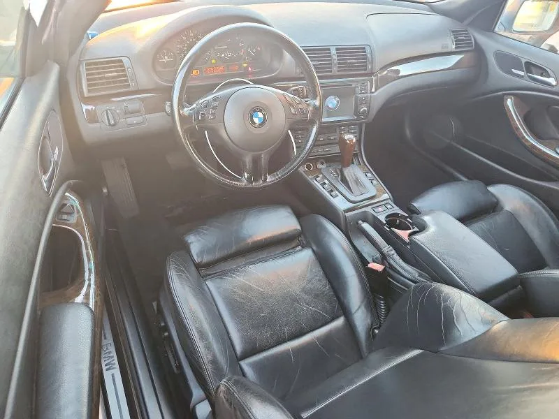WBABS33452PG83875 — 2002 BMW 325 photo 8