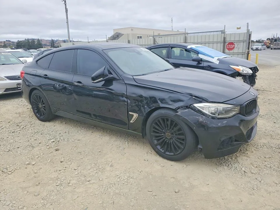 WBA8Z5C59FGS36849 — 2015 BMW 328 photo 4
