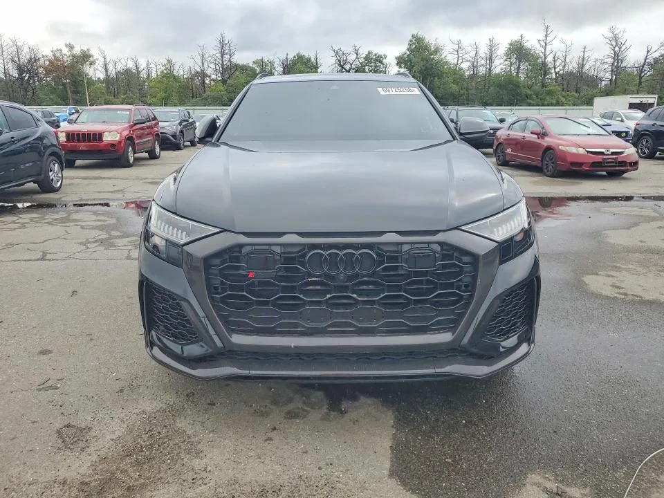 WU1ARBF11ND012120 — 2022 AUDI RS Q8 photo 5