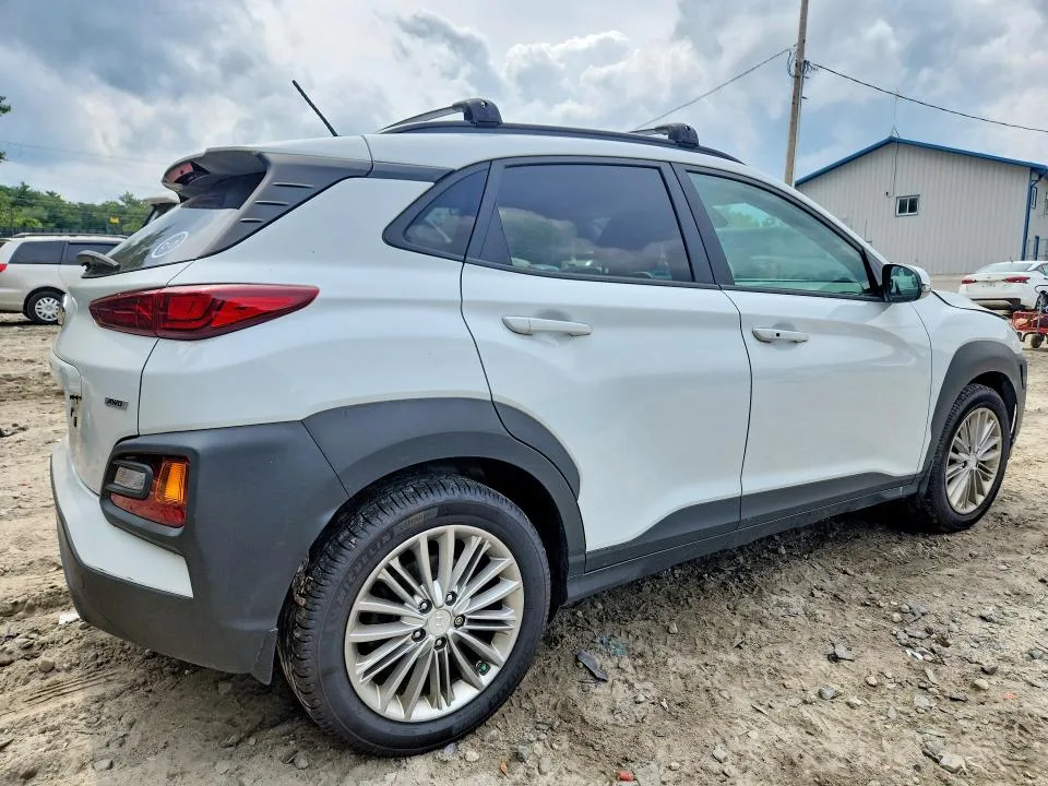 KM8K2CAA2LU579724 — 2020 HYUNDAI KONA photo 3