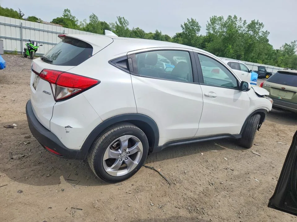 3CZRU6H38NM771558 — 2022 HONDA HR-V photo 3
