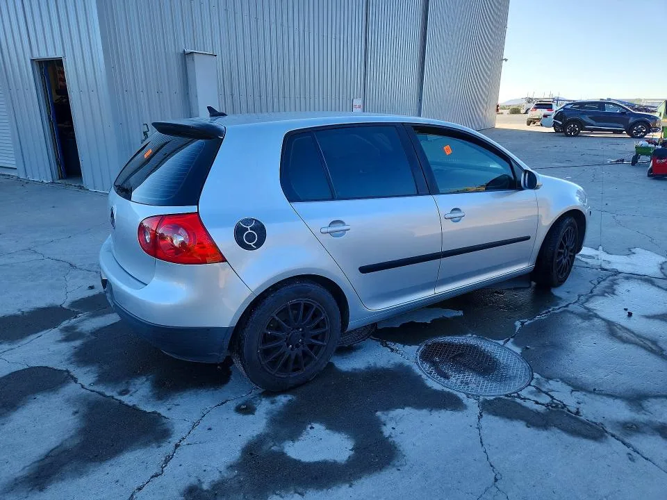 WVWDR71K77W059246 — 2007 VOLKSWAGEN RABBIT photo 3
