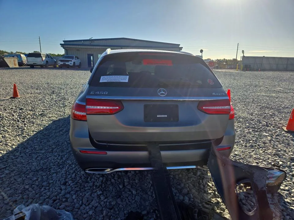 WDDZH6JB4LA707979 — 2020 MERCEDES-BENZ E photo 6