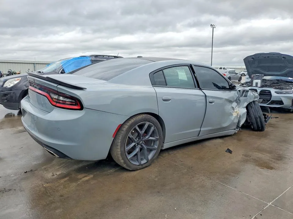 WBA4J3C55JBL04063 — 2021 DODGE CHARGER photo 3