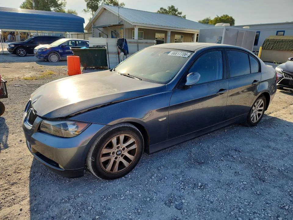 WBAVA33587PG49400 — 2007 BMW 328 photo 1