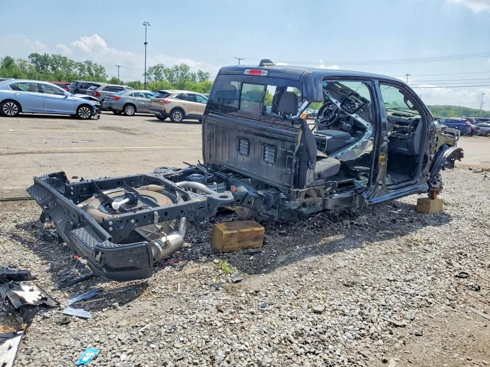 1C6SRFFP0SN529077 — 2025 RAM 1500 photo 3