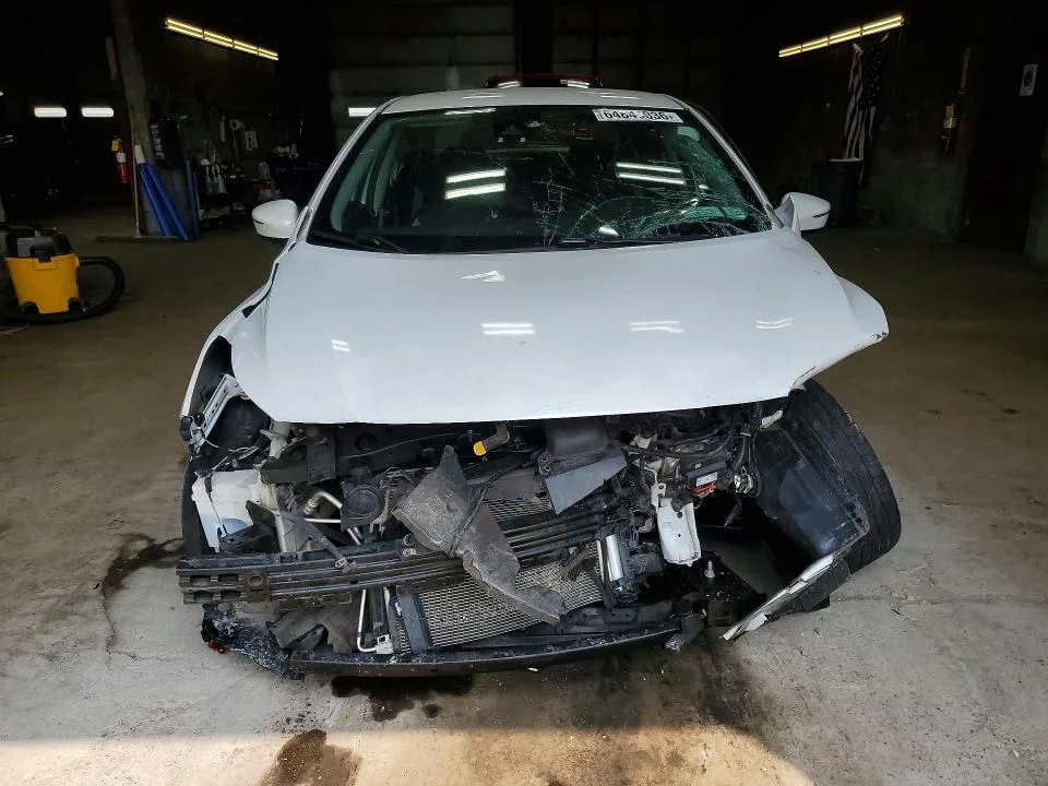 3N1CN8EV9ML896019 — 2021 NISSAN VERSA photo 5