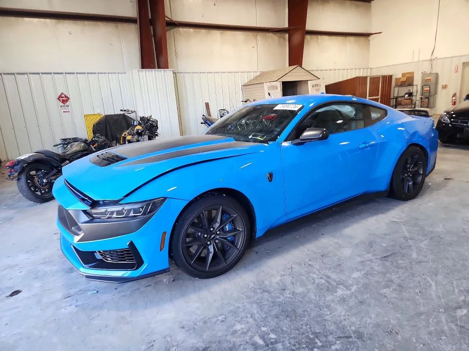 1FA6P8R05R5502094 — 2024 FORD MUSTANG photo 1