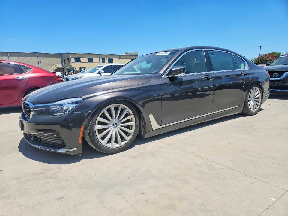 WBA7E2C58KB454438 — 2019 BMW 740